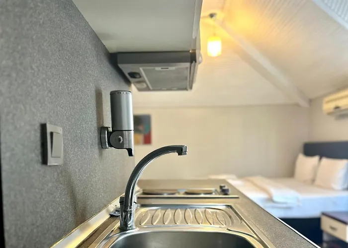 Blueway Aparthotel *